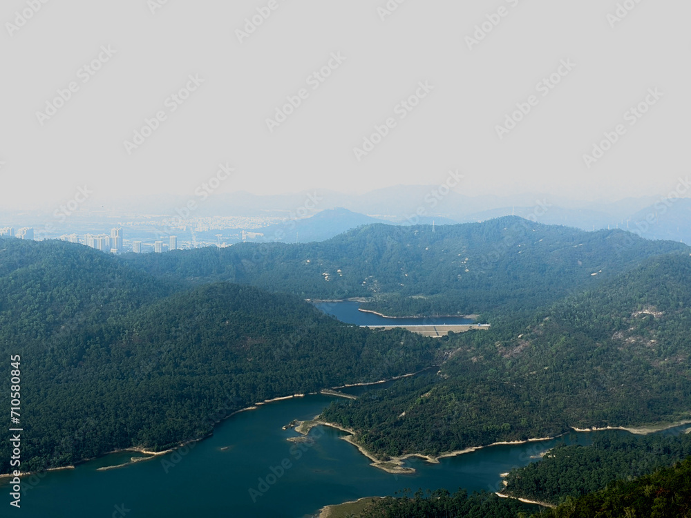Obraz premium Lakes in the mountains, reservoirs, mountains, forests, overlooks, towns