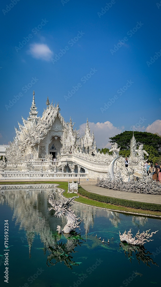 Naklejka premium White Temple Chiang Rai Thailand