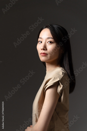 Wallpaper Mural 若い女性のビューティーイメージ Torontodigital.ca