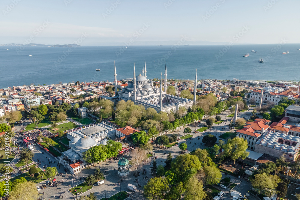 Aerial view of Sultanahmet Camii (the Blue Mosque) in Istanbul ...