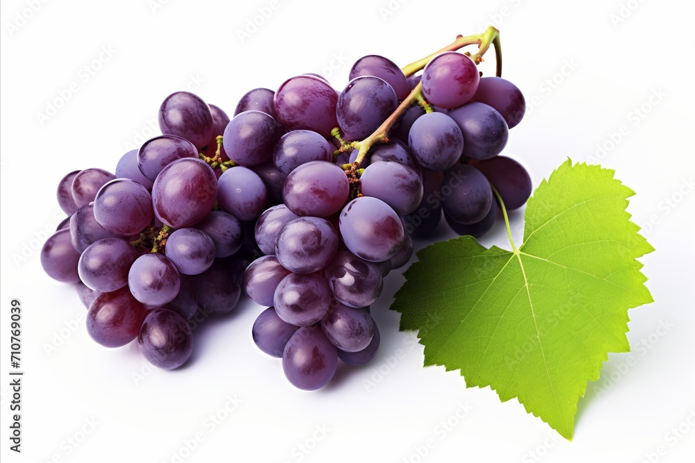 Fototapeta premium High quality purple grape isolated on white background, ideal for advertising and marketing