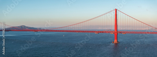 Fototapeta Naklejka Na Ścianę i Meble -  Famous Golden Gate Bridge, San Francisco at sunset, USA. San Francisco's Golden Gate Bridge at sunset from Marin County