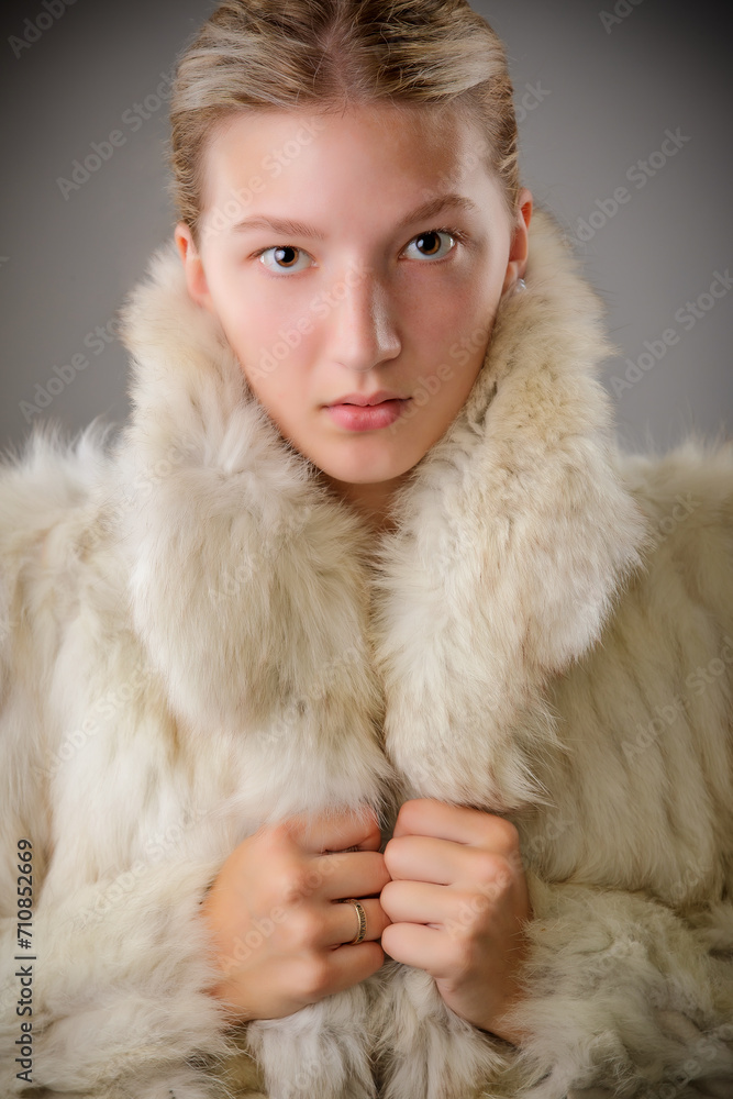 Beautiful Blond Young Model extremely pretty face Beautiful Blond Young Model extremely pretty face