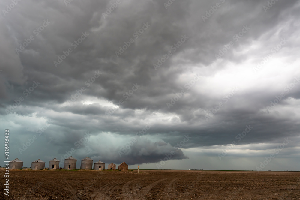 Fototapeta premium Storm Clouds Canada