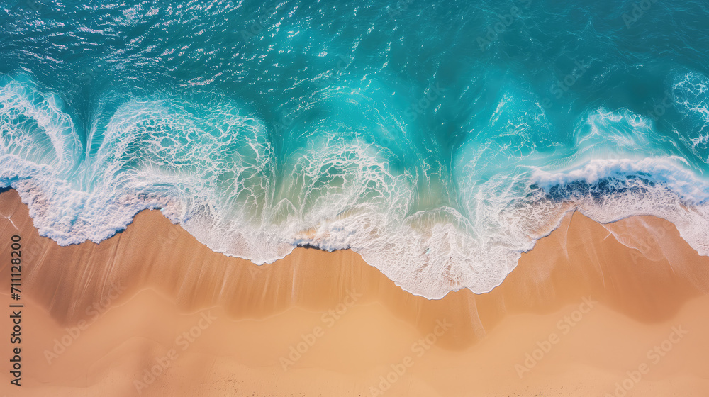 Obraz premium Turquoise Waves Caressing Golden Sands