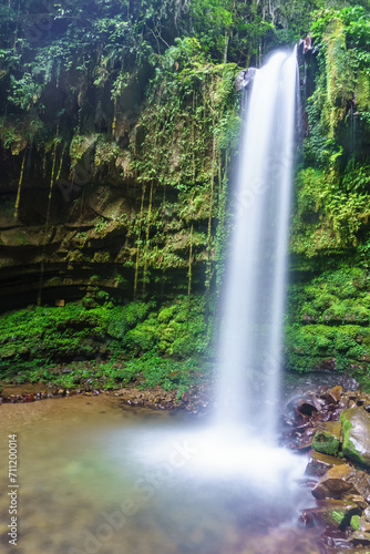Fototapeta Naklejka Na Ścianę i Meble -  Beautiful waterfall in Borneo jungle