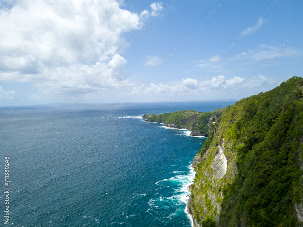 Natural views of the sea and hills on Nusa Penida, Bali, to be precise, Kelingking Beach