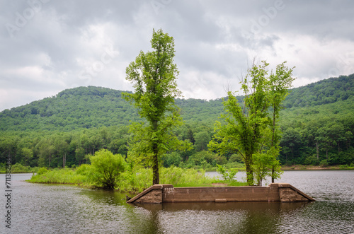 Fototapeta Naklejka Na Ścianę i Meble -  Allegheny National Forest Overlook of the Allegheny River in Pennsylvania