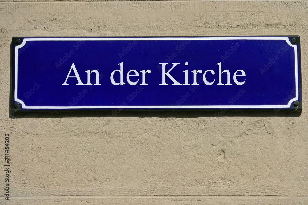 Emailleschild An der Kirche