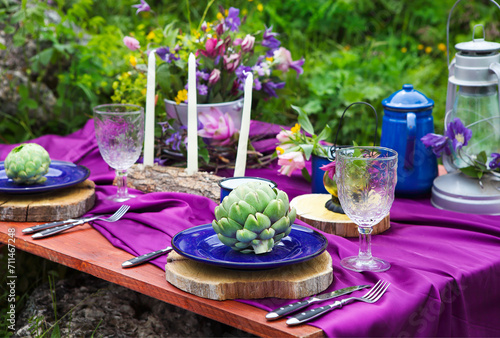 table setting with flowers © Dasha Petrenko
