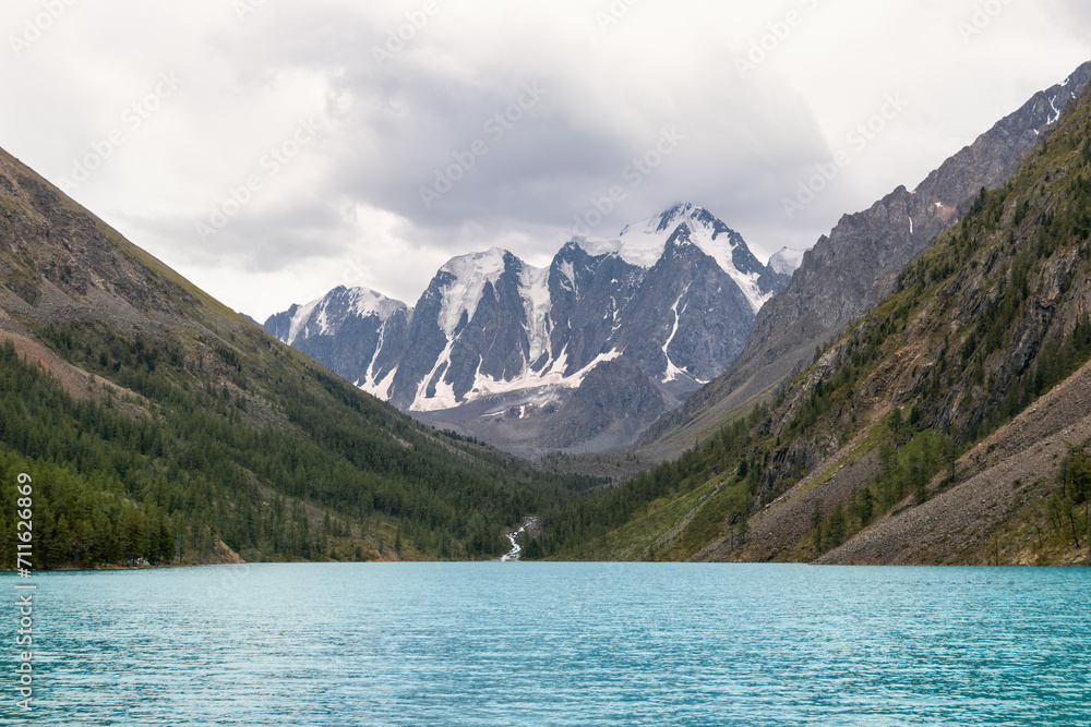Turquoise Lake with mountain views