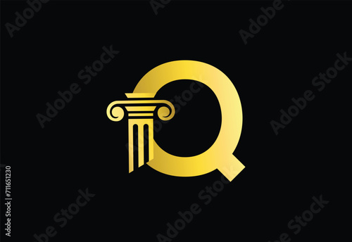 Low firm logo with latter Q vector template, Justice logo, Equality, judgement logo vector illustration © MostMAHABUBA
