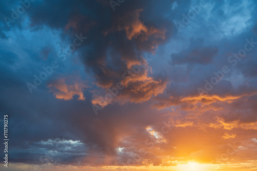 Canvas Print Glowing real sky at sunset texture background overlay