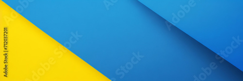 Abstrakter Grunge-Hintergrundvektor mit Pinsel und Halbtoneffekt  Template-Design-Banner mit blauem und gelbem Farbverlauf der ukrainischen Flagge