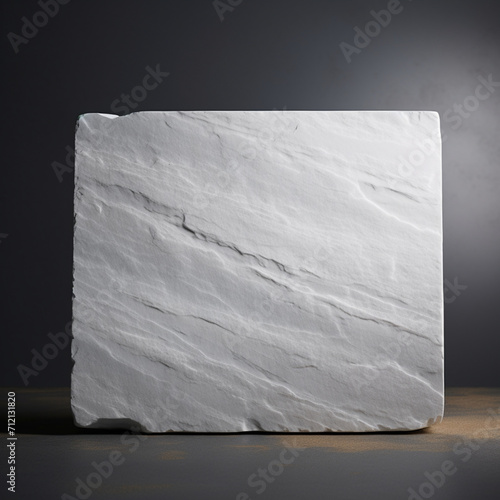 fondo con detalle y textura de losa de piedra de color blanco sobre fondo oscuro