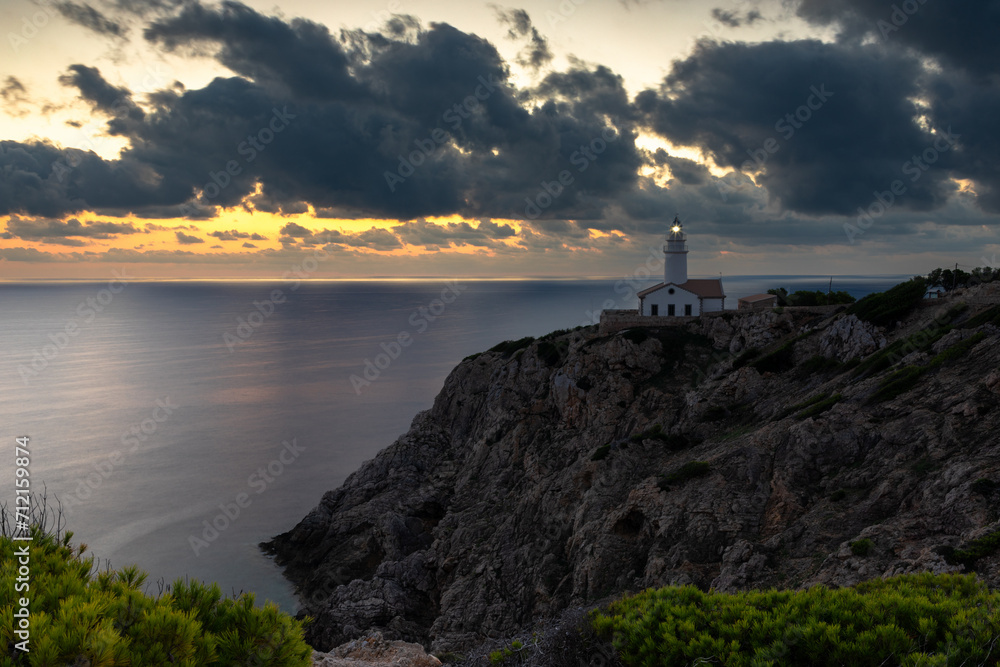 Morgendämmerung am Leuchtturm von Capdepera bei Cala Rajada, Mallorca