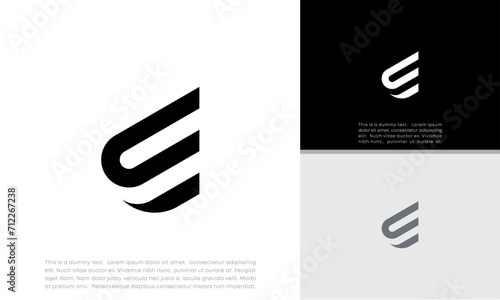 	
Initials E logo design. Initial Letter Logo. Innovative high tech logo template.	
