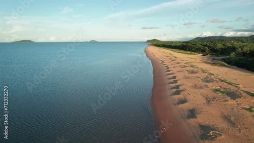 Guyane, la plage de Montjoly au coucher du soleil photo