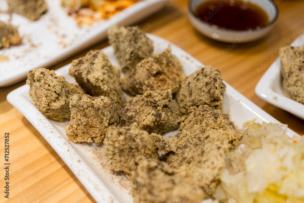 Deep fry stinky tofu on the dish Deep fry stinky tofu on the dish