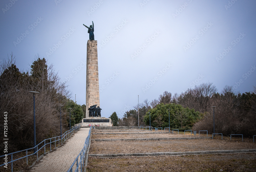 monument to peter the great