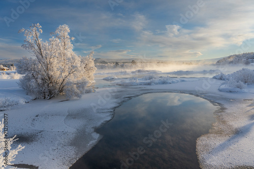 frozen river in winter © Johannes Jensås