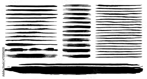 Set of simple brush strokes - thin and thick