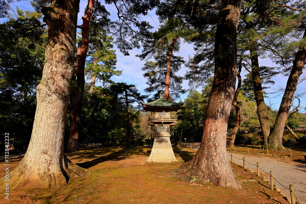 Fototapeta premium Kenroku-en located in Kanazawa, Ishikawa, Japan, one of the Three Great Gardens of Japan.