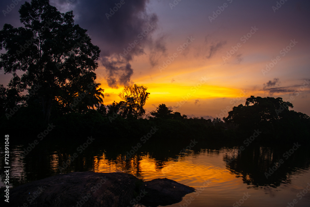 Obraz premium sunset over the lake landscape photo