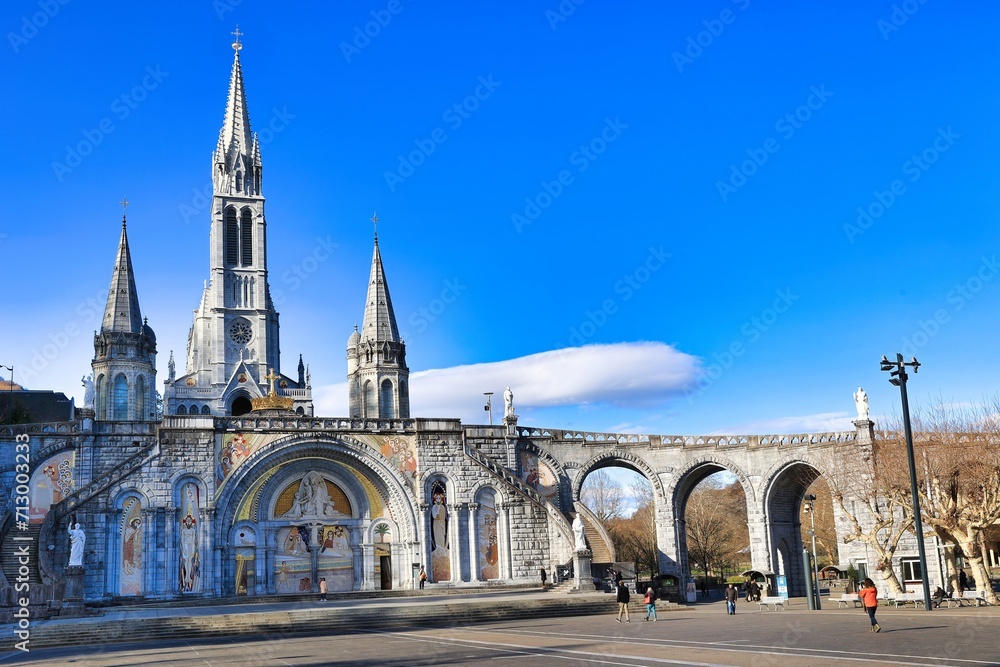 Le Sanctuaire Notre-Dame de Lourdes