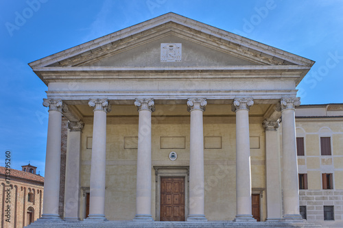 Treviso and the architectures of the city