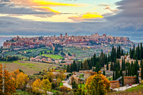 Cuadro en lienzo Orvieto, Umbria, Italy Medieval Skyline