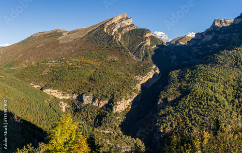 Añisclo Valley and Punta de las Olas, 3002 meters, Ordesa i Monte Perdido National Park, Province of Huesca, Aragon