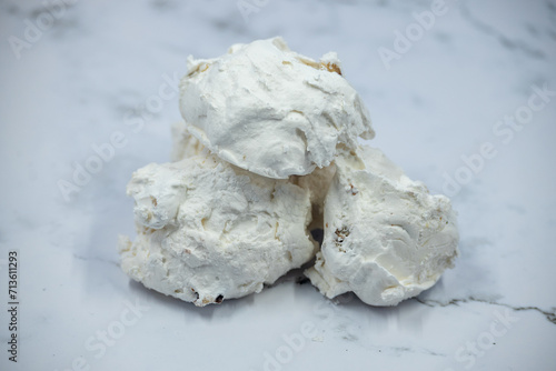 Fluffy Old Fashioned Divinity Candy 