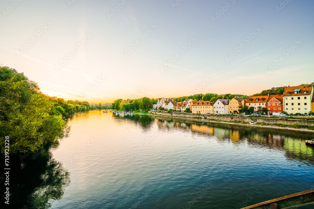 Obraz premium View of the Danube and the landscape in the city of Regensburg. Donau. 