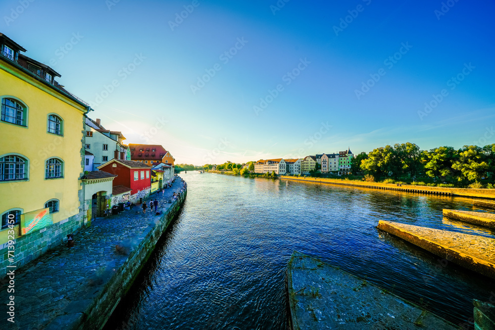 Obraz premium View of the Danube and the landscape in the city of Regensburg. Donau. 