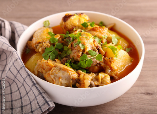 Spicy chicken and potato stew