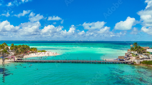 playa rio isla mujeres