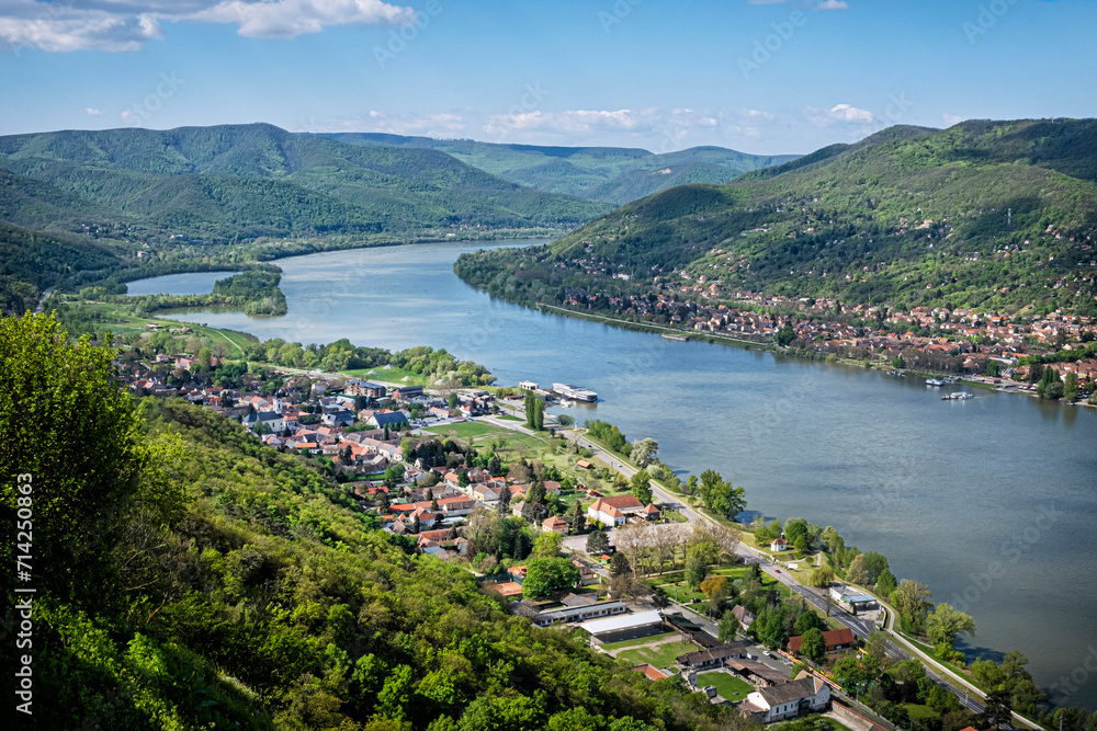 Fototapeta premium View from castle ruin of Visegrad, Hungary, Danube river