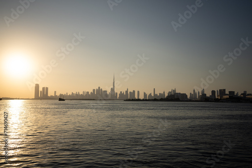 Skyline von Dubai bei Sonnenuntergang © Paul