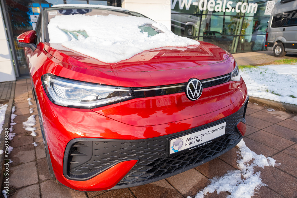 red electric car, German crossover Volkswagen ID.5, Volkswagen Group