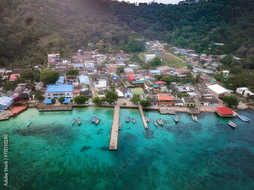 Muelle Sapzurro / Chocó photo