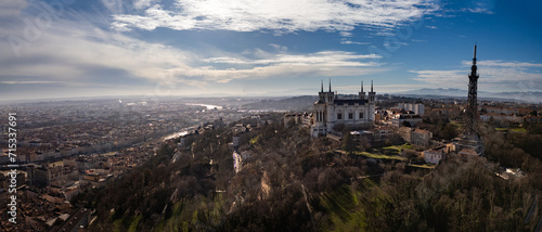 Obraz na płótnie Aerial view at Lyon on a sunny day w salonie
