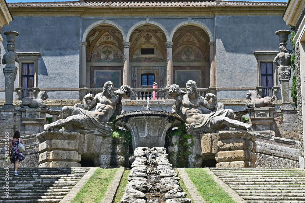 Fototapeta premium Caprarola, Palazzo Farnese ed i suoi giardini, Tuscia di Viterbo - Lazio