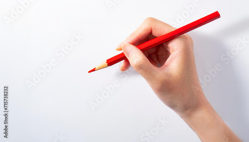 ペンを持つ手
