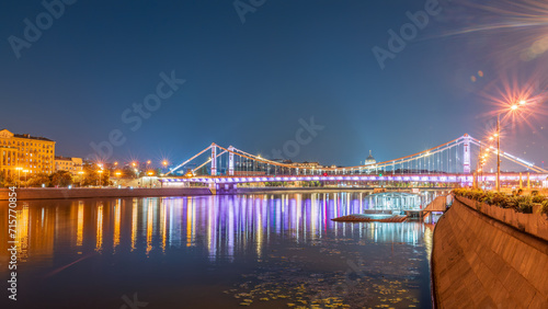 Canvas Print Krymsky Bridge or Crimean Bridge in Moscow at summer night