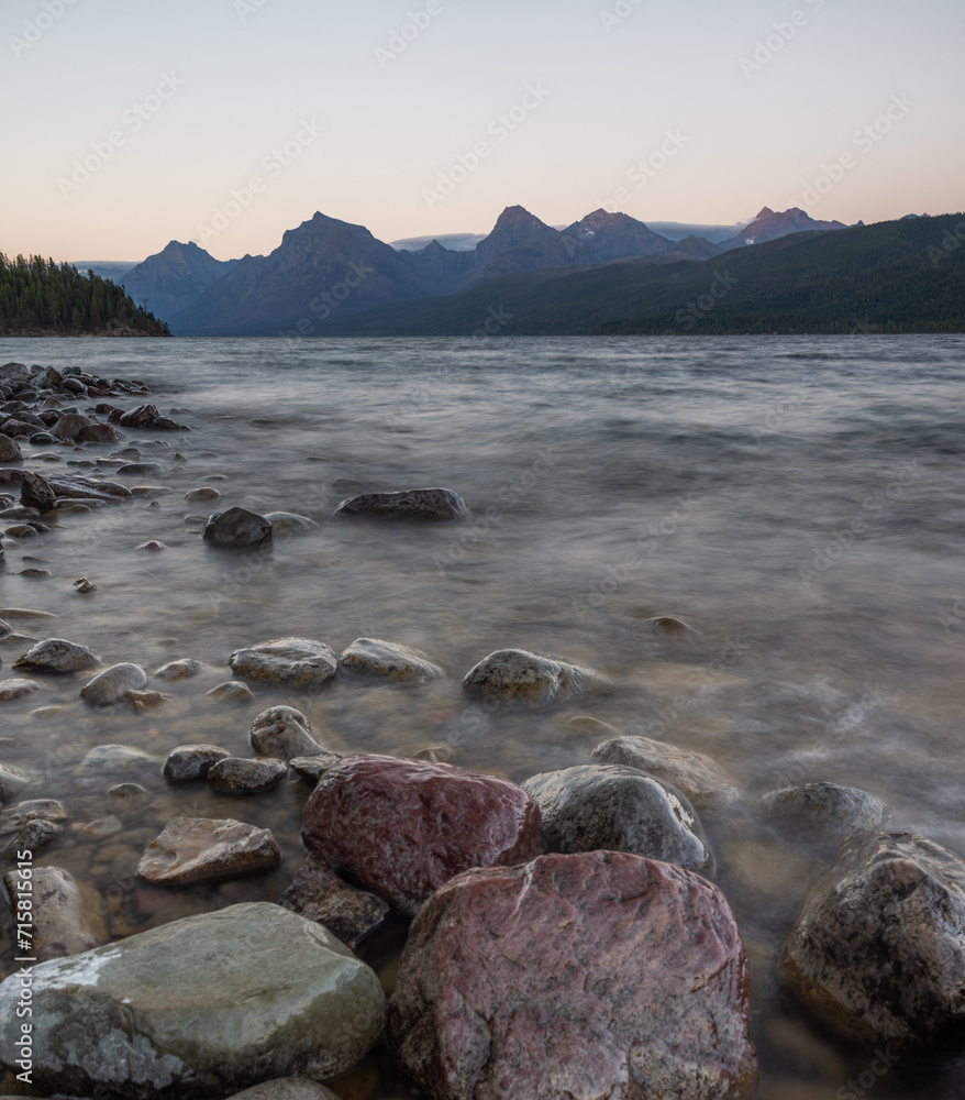 Obraz premium Lake McDonald, Glacier National Park, Montana.