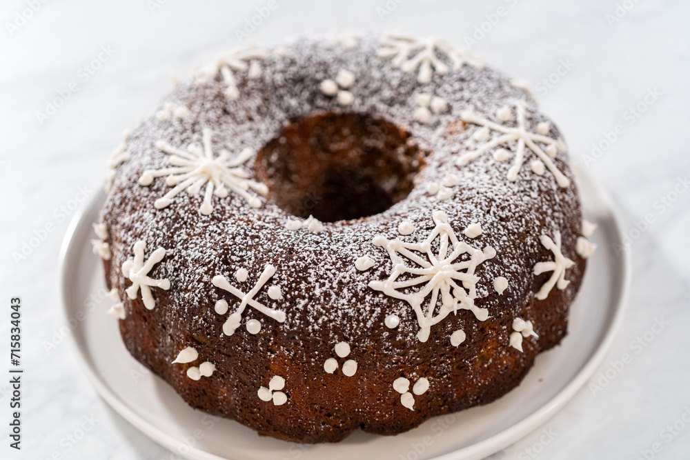 Gingerbread bundt cake with caramel filling Gingerbread bundt cake with caramel filling
