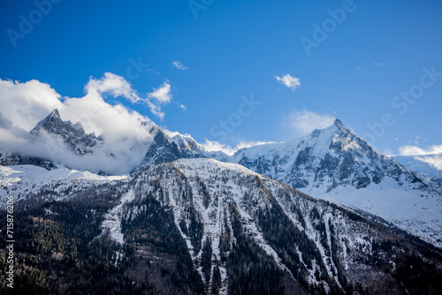 L' aiguille du midi vue depuis Chamonix Mont Blanc photo