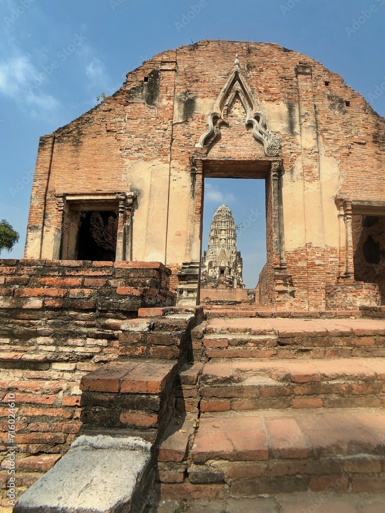 Naklejka premium Temple ruins at Wat Ratcha Burana, Ayutthaya, Phra Nakhon Si Ayutthaya