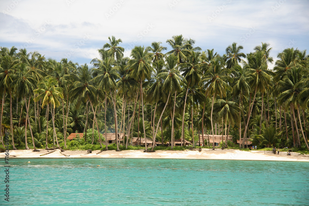 Obraz premium Tropical village on an island in the Indian Ocean. Mentawai Islands Indonesia